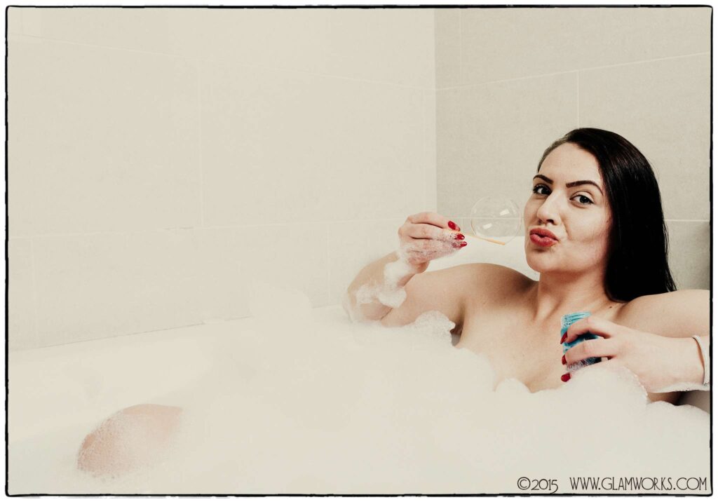 Audry Tub Bubbles GLM5367 Opt